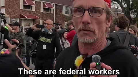 Man goes off on Anti-ICE Protesters in Chicago 🔥 15 Anti-ICE protesters were