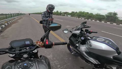 Pulsar NS400 Vs Yamaha R15M _ Drag Race _ Only R15 Can Do This😱
