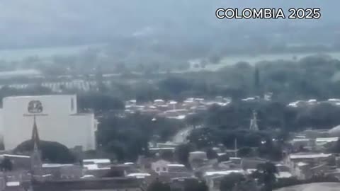 'UFO Sphere' zigzags through the air and lands in Buga, Colombia