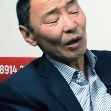 Прокремълски журналисти се нахвърлят върху блогъра Саха. Кой има полза от това