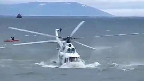 Amphibious helicopter