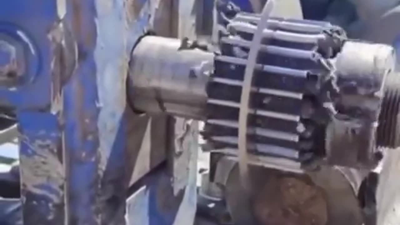 Unraveling copper: opening up thick wires for recycling