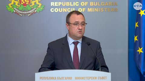 По думите на Иван Иванов: "Има дефицит от близо милиард лева", който ще се "плаща" с тол такси...