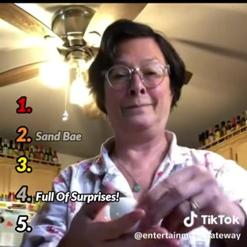 Ranking the funniest Married Life moments