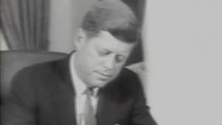 Watch Alex Jones Warn You About The New World Order Years Ago in These Vintage Films