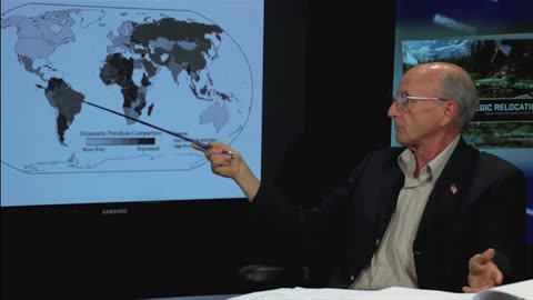 Watch Alex Jones Warn You About The New World Order Years Ago in These Vintage Films