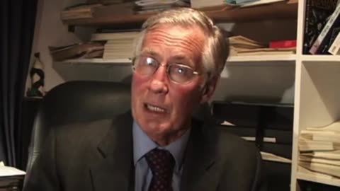 Watch Alex Jones Warn You About The New World Order Years Ago in These Vintage Films