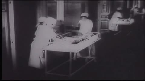 Watch Alex Jones Warn You About The New World Order Years Ago in These Vintage Films