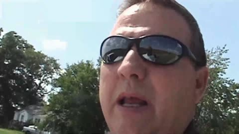 Watch Alex Jones Warn You About The New World Order Years Ago in These Vintage Films