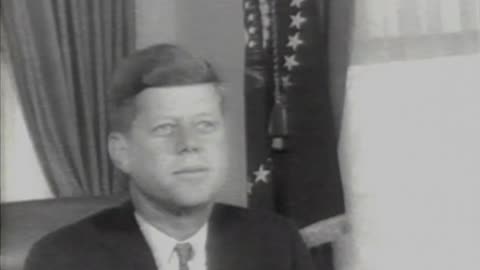 Watch Alex Jones Warn You About The New World Order Years Ago in These Vintage Films