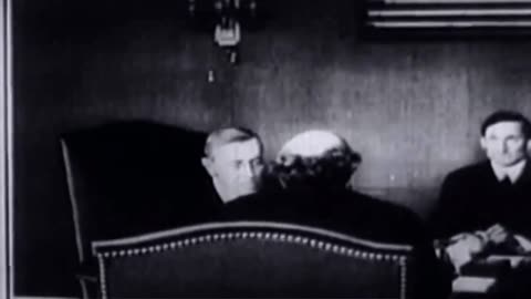 Watch Alex Jones Warn You About The New World Order Years Ago in These Vintage Films