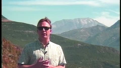 Watch Alex Jones Warn You About The New World Order Years Ago in These Vintage Films