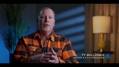 Watch Alex Jones Warn You About The New World Order Years Ago in These Vintage Films