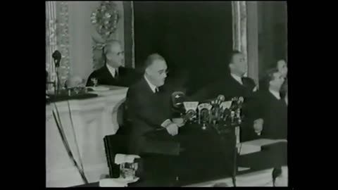 Watch Alex Jones Warn You About The New World Order Years Ago in These Vintage Films