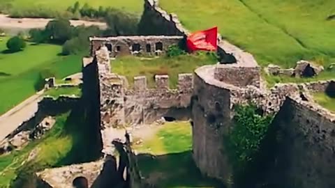 Partitë Popullore Europiane urojnë 28 Nëntorin: Gëzuar Pavarësinë, Shqipëri