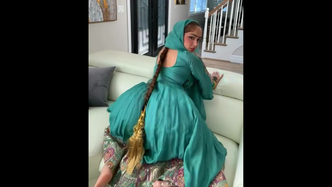 One second — and you’re in love. ❤️#21