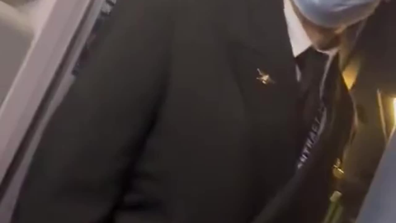 Die Erde ist flach gemäß diesem Pilot