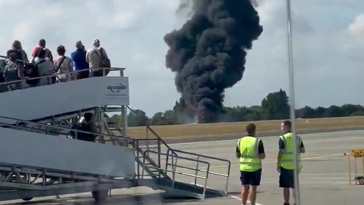 Business jet crashes at London Southend Airport, no word on casualties