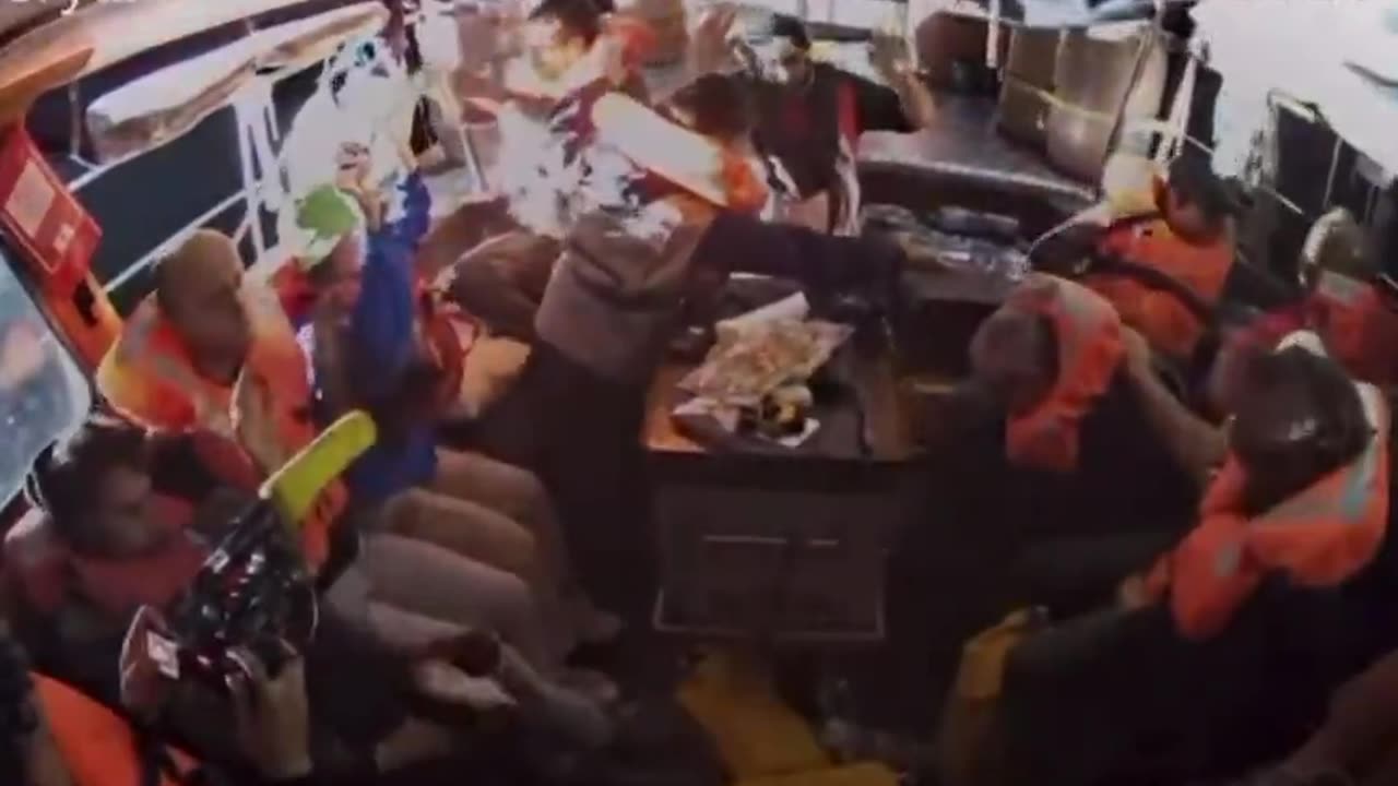 🚨 Greta Thunberg and The Entire 'Madeleine' Crew Have Been Boarded and Arrested at Gunpoint
