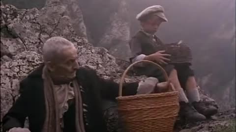 La tía de Frankenstein - 1x04 La infancia