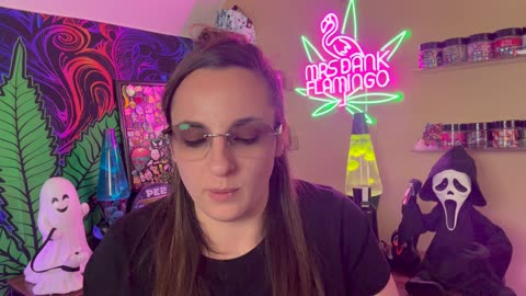 Eating Up Cherry Pie from BOOM! Mrs Dank Flamingo Review!!