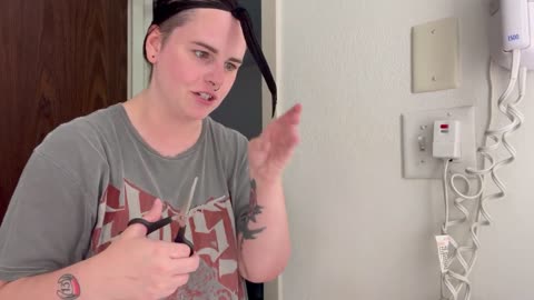 Trying a DIY Punk Hairstyle for Long Hair (My New Look)