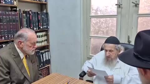 Rabbi Lando complained to the U.S. Ambassador to Israel Mike Huckabee
