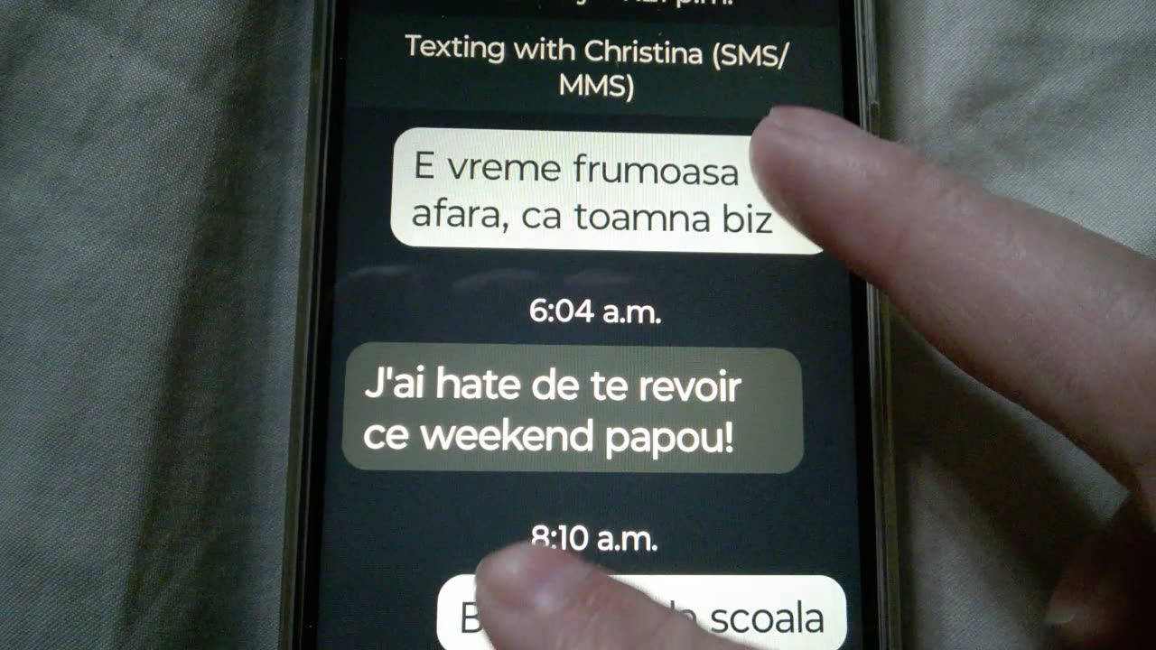 Change Messages sms text size Android 14