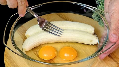 Do you have 2 bananas and 2 eggs? The banana dessert everyone is talking about!