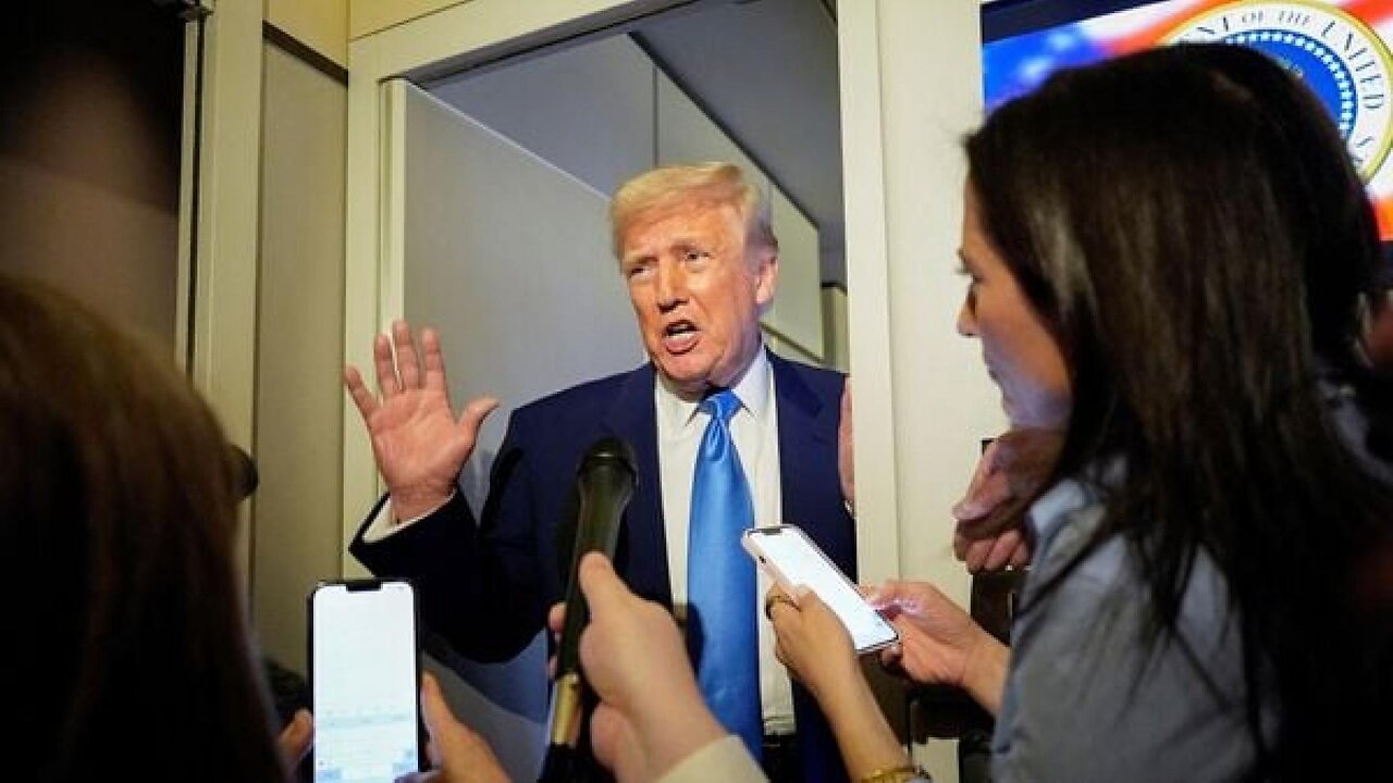 Trump administration downplay tariff , risk of recession