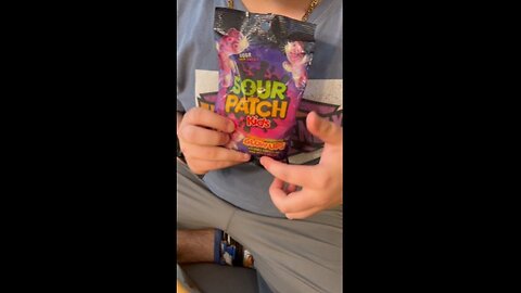 Sour Patch Kids Glow UPS Strawberry Watermelon