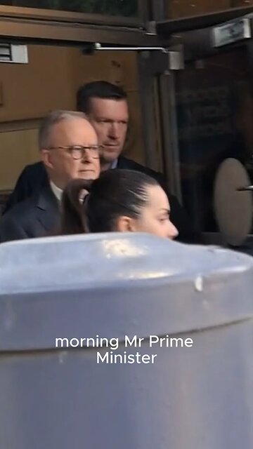 Run Albo Run! 🏃‍♂️ It’s another question on immigration 🤡