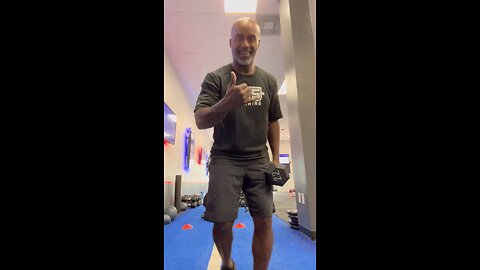 Rotational Squat Press
