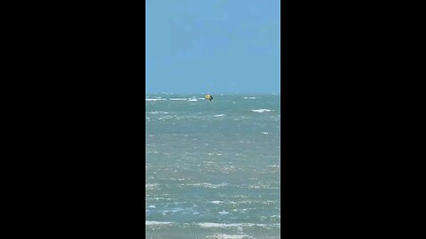 kitesurfando por BG