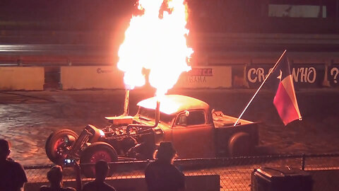 Hot Rod Madness - Classic Hot Rods smoke those tires