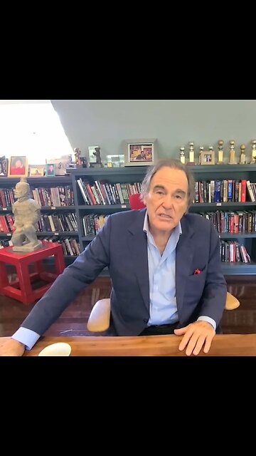 Oliver Stone celebra el 20 aniversario de RT con un mensaje especial