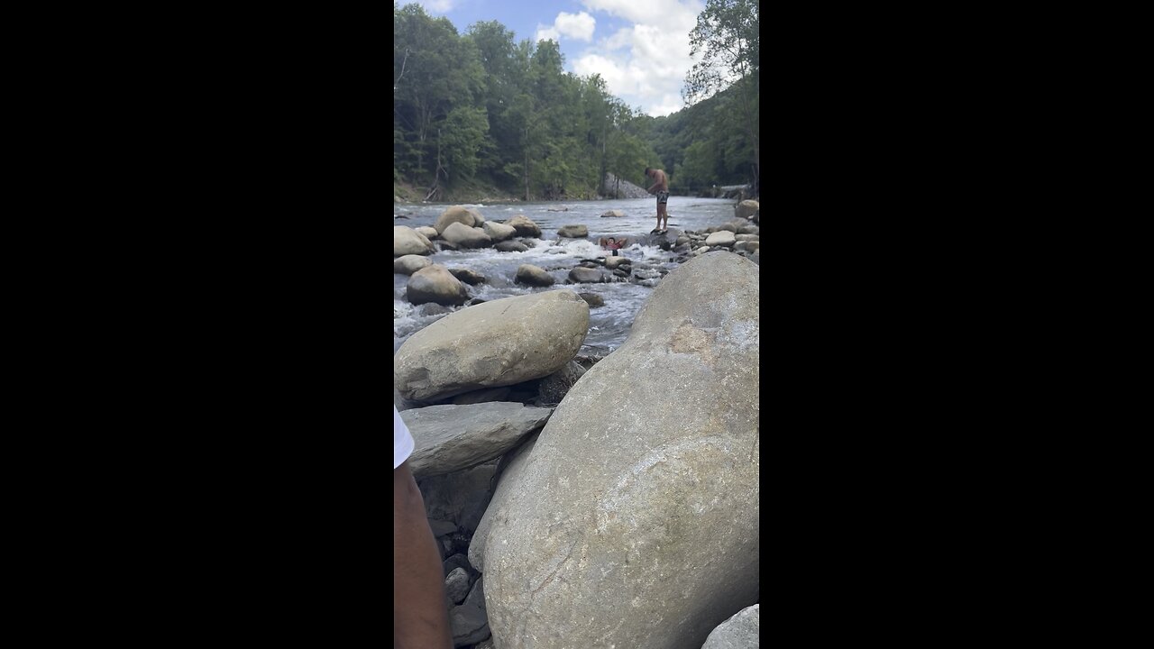 Gemach Offshore Devs taking a break in the mountains of North Carolina