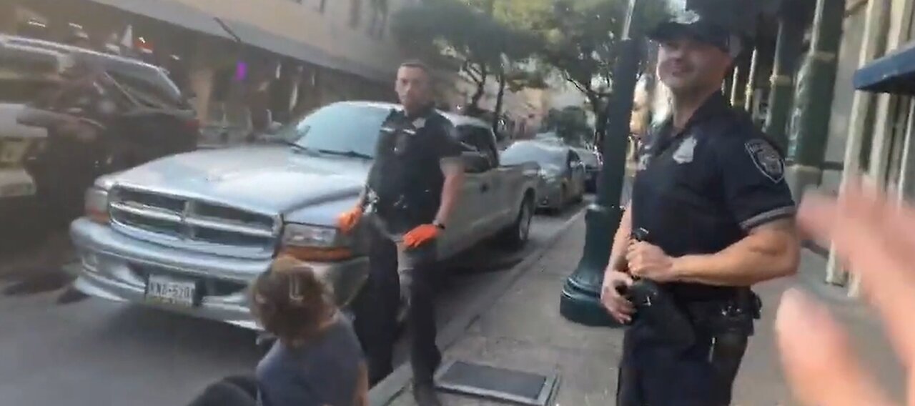 IP2 Stories - Coke Does IRL Audits The Cops Again For Picking On A Junkie