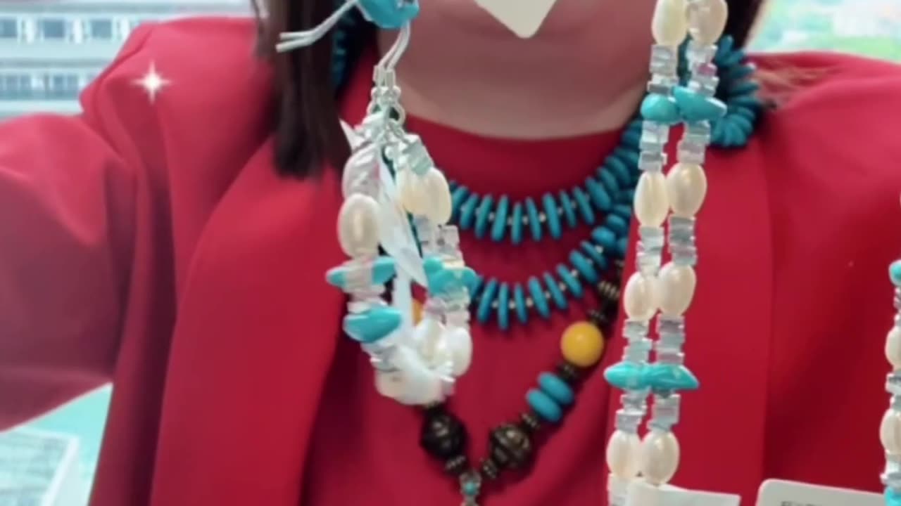 Natural turquoise: the finishing touch of a thought