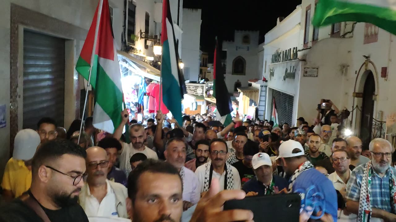 مسيرة شعبية بطنجة لدعم فلسطين ومناهضة التطبيع 28 08 2025 غزة في ابادة والمطبع ما عندو ارادة