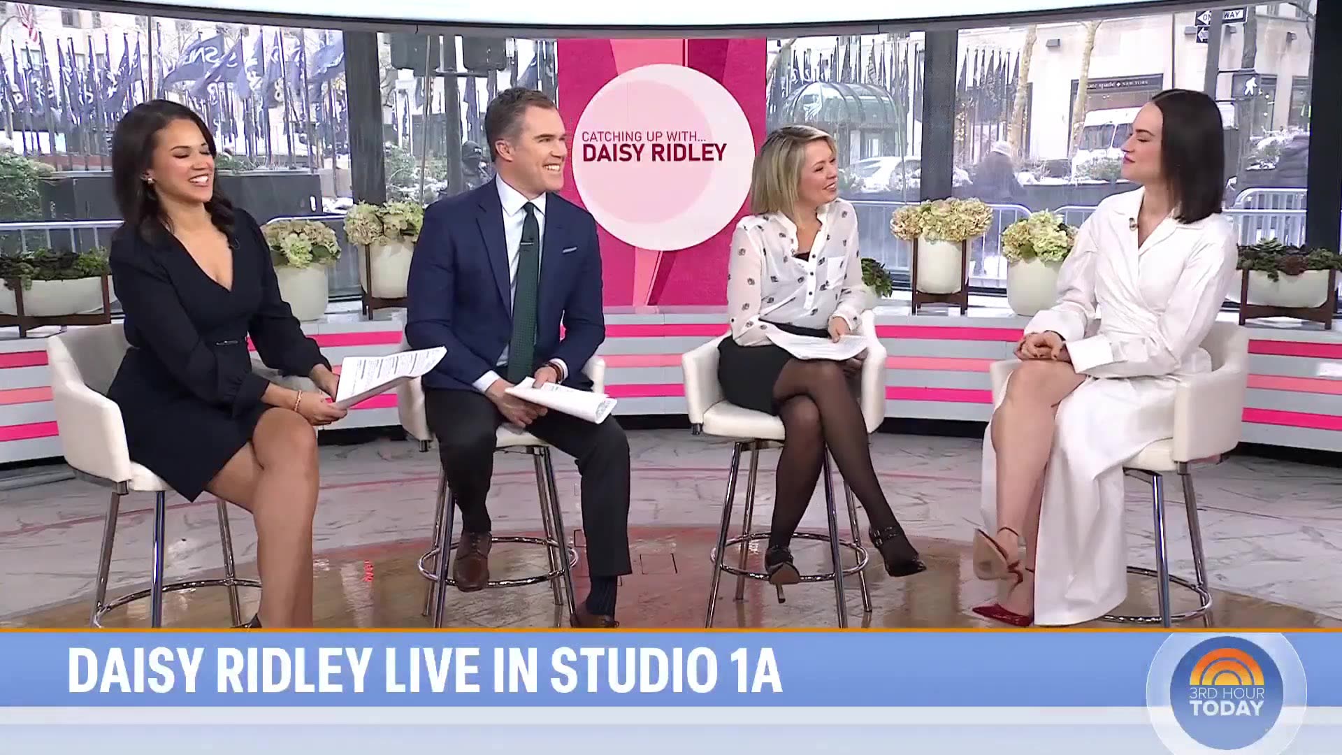 Daisy Ridleys VIP Leg Show 3