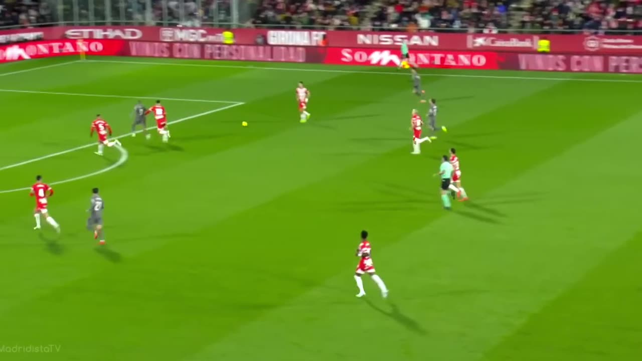 Luka Modric's Brilliant Assist to Toni Kroos!