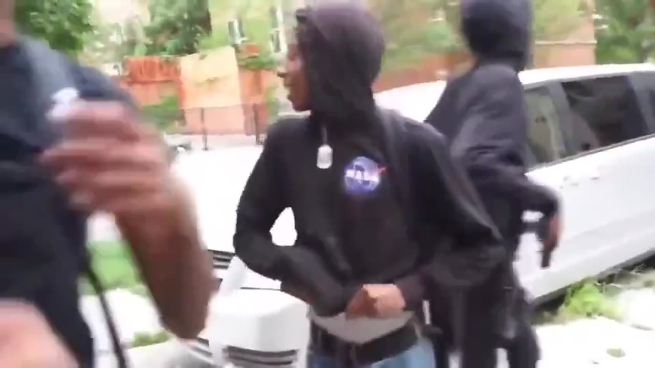 Black kids and guns 2