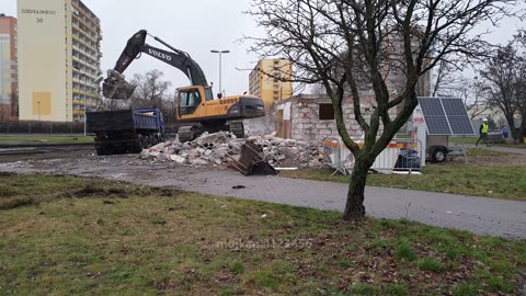 Rozbiórka kas biletowych MZK i budowa Park & Ride