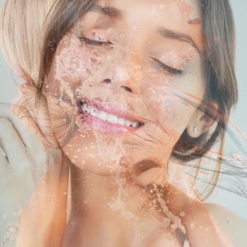 DIY Health Hack: Strawberry & Honey Face Mask for Bright, Glowing Skin