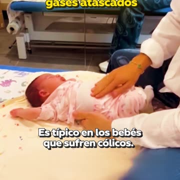 Así ayuda un médico francés a los bebés con cólicos