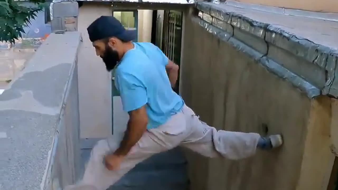🤸‍♂️🔥 Epic Parkour Skills: Balance Like Never Before! | FunFM