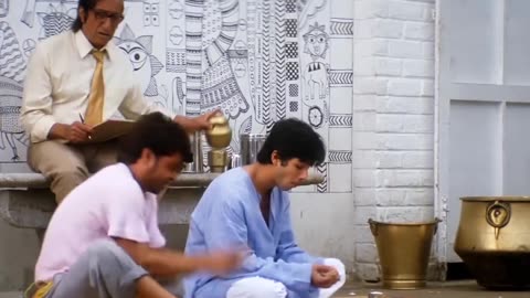 One of the most popular funny video of rajpal yadav and sahid kapoor from chup chup k movie🤣