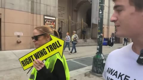This is amazing 😂 paid protester wearing Gucci glasses starts following me