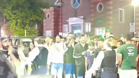 London Police "Shocked" by Massive Pakistan Independence Day Celebrations! 🇵🇰🇬🇧